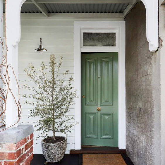 SMITH&SMITH Tempe Outdoor Wall Lamp in SIlver used at front of Australian home insta
