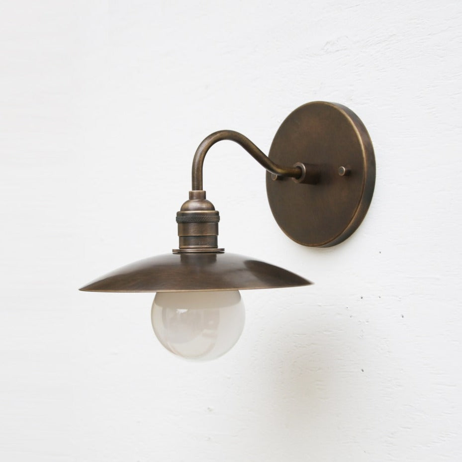 Alba Wall Lamp