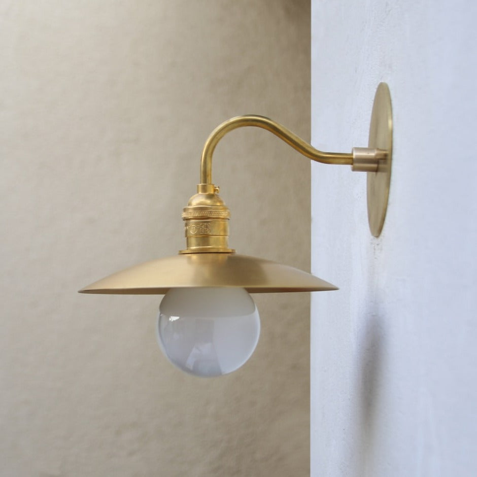 Alba Wall Lamp